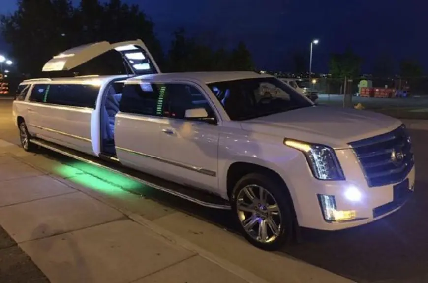 Exploring the Benefits of Limousine Services